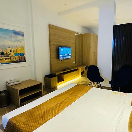 Holidayvilla & Suites Amritsar- Green Avenue Bagian luar foto