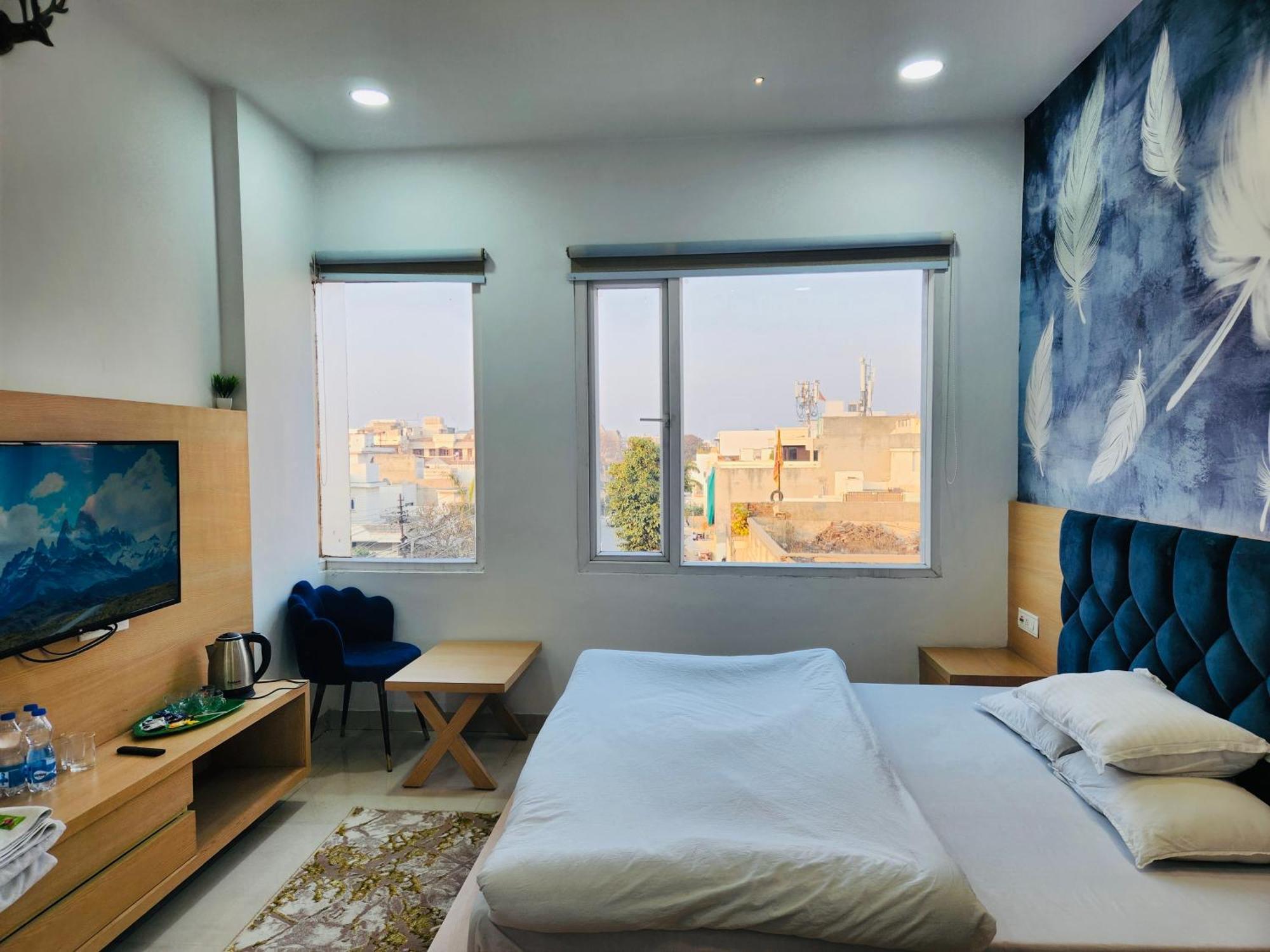 Holidayvilla & Suites Amritsar- Green Avenue Bagian luar foto