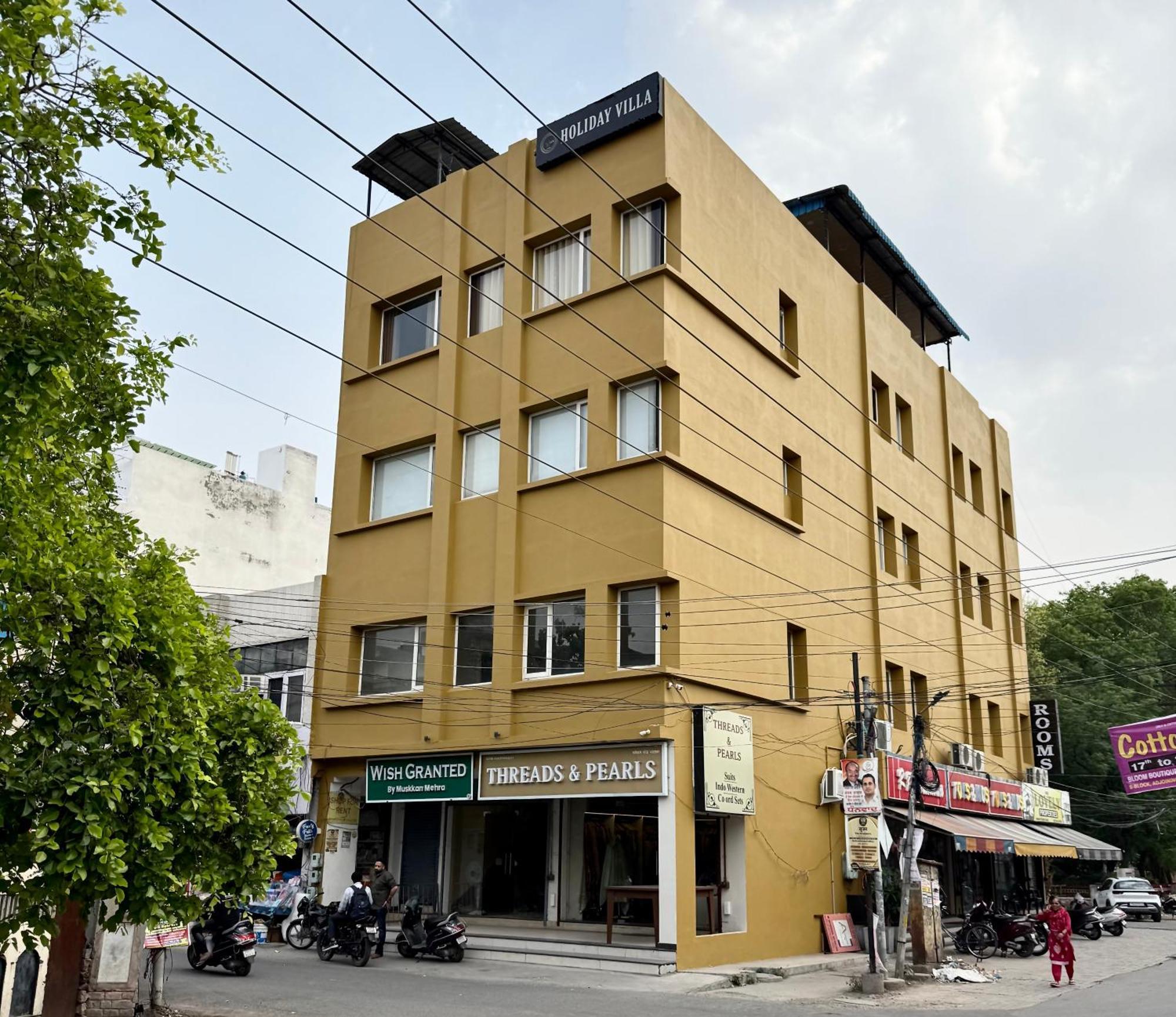 Holidayvilla & Suites Amritsar- Green Avenue Bagian luar foto